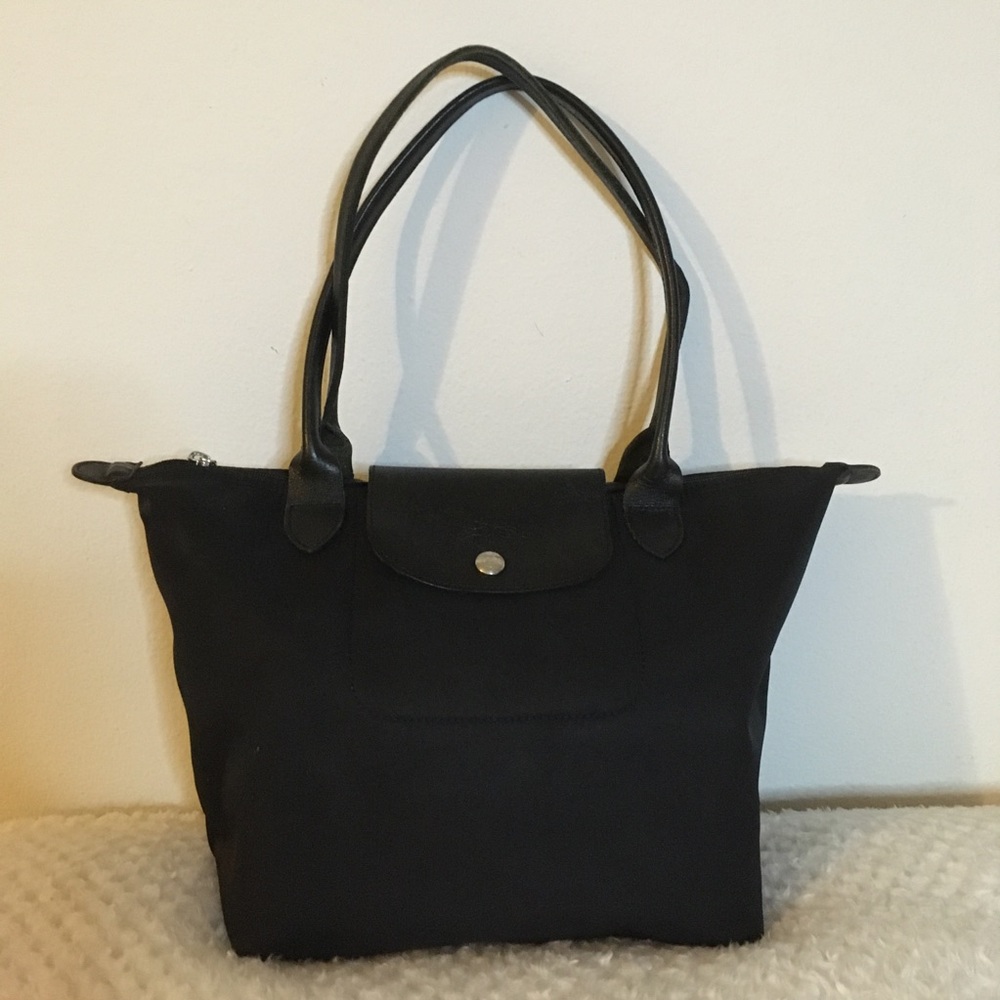 ‼️SOLD on Ⓜ️‼️Longchamp Nylon Le Pliage (small)